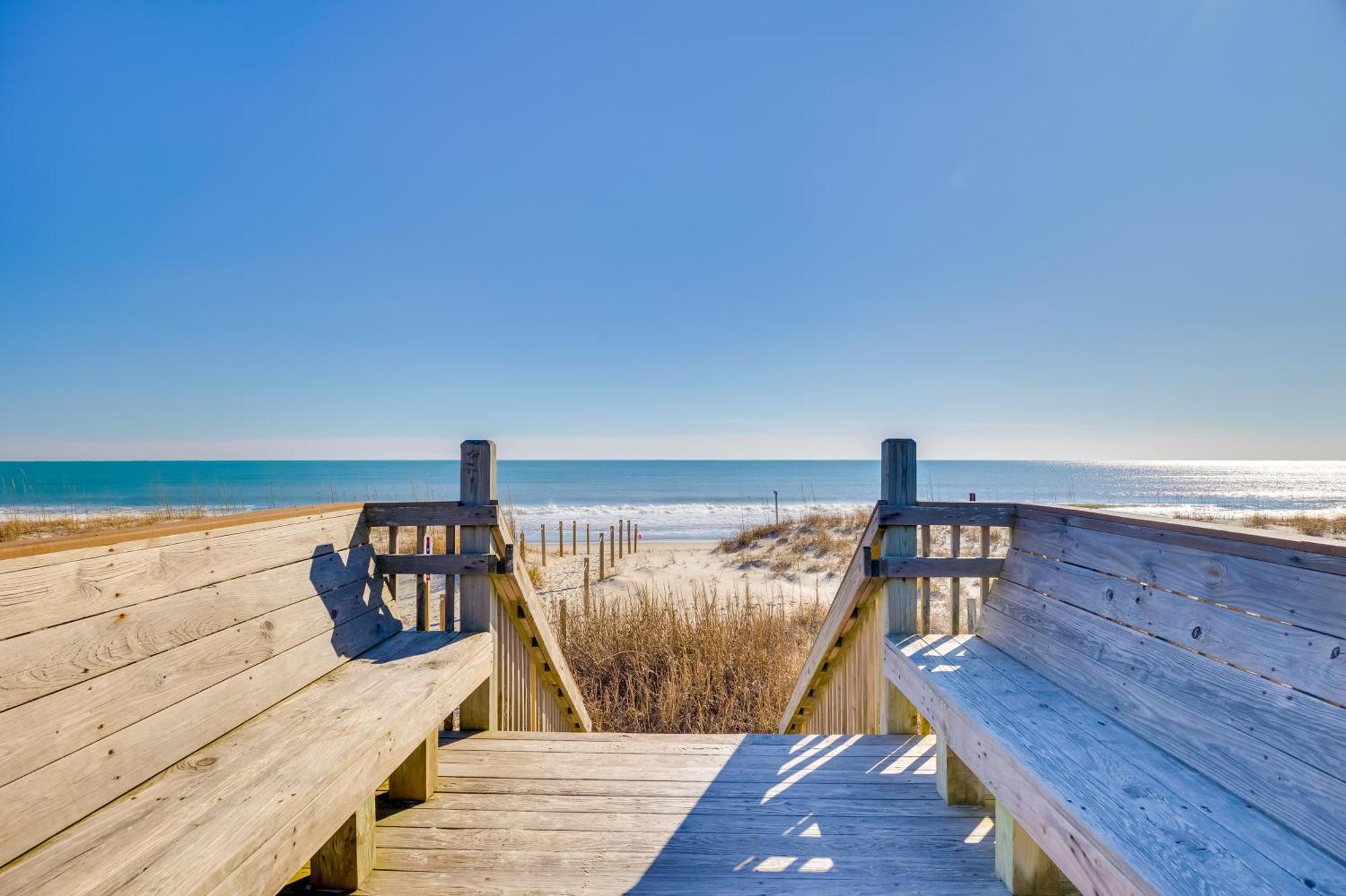 Lovely Emerald Isle Home, Walk To Beach! Exterior foto