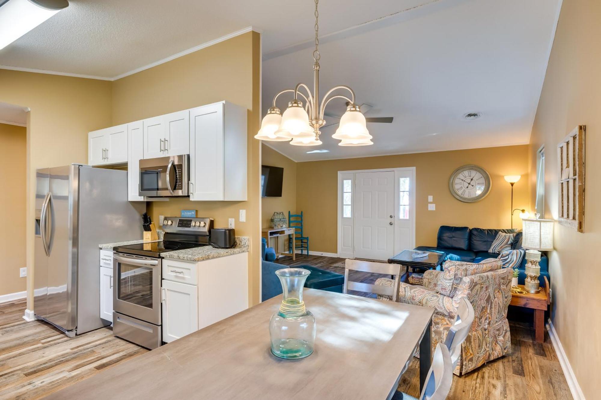 Lovely Emerald Isle Home, Walk To Beach! Exterior foto