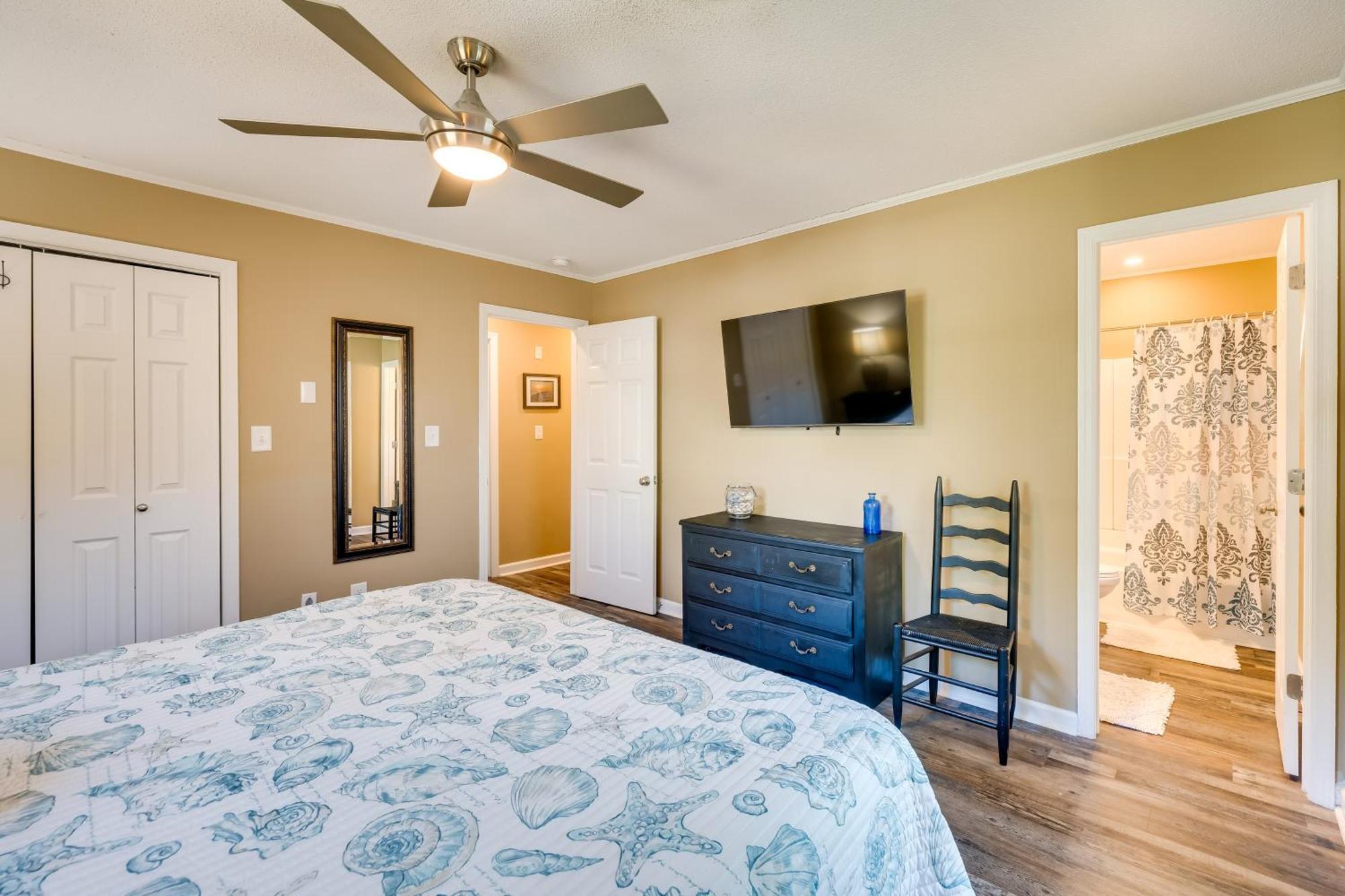 Lovely Emerald Isle Home, Walk To Beach! Exterior foto