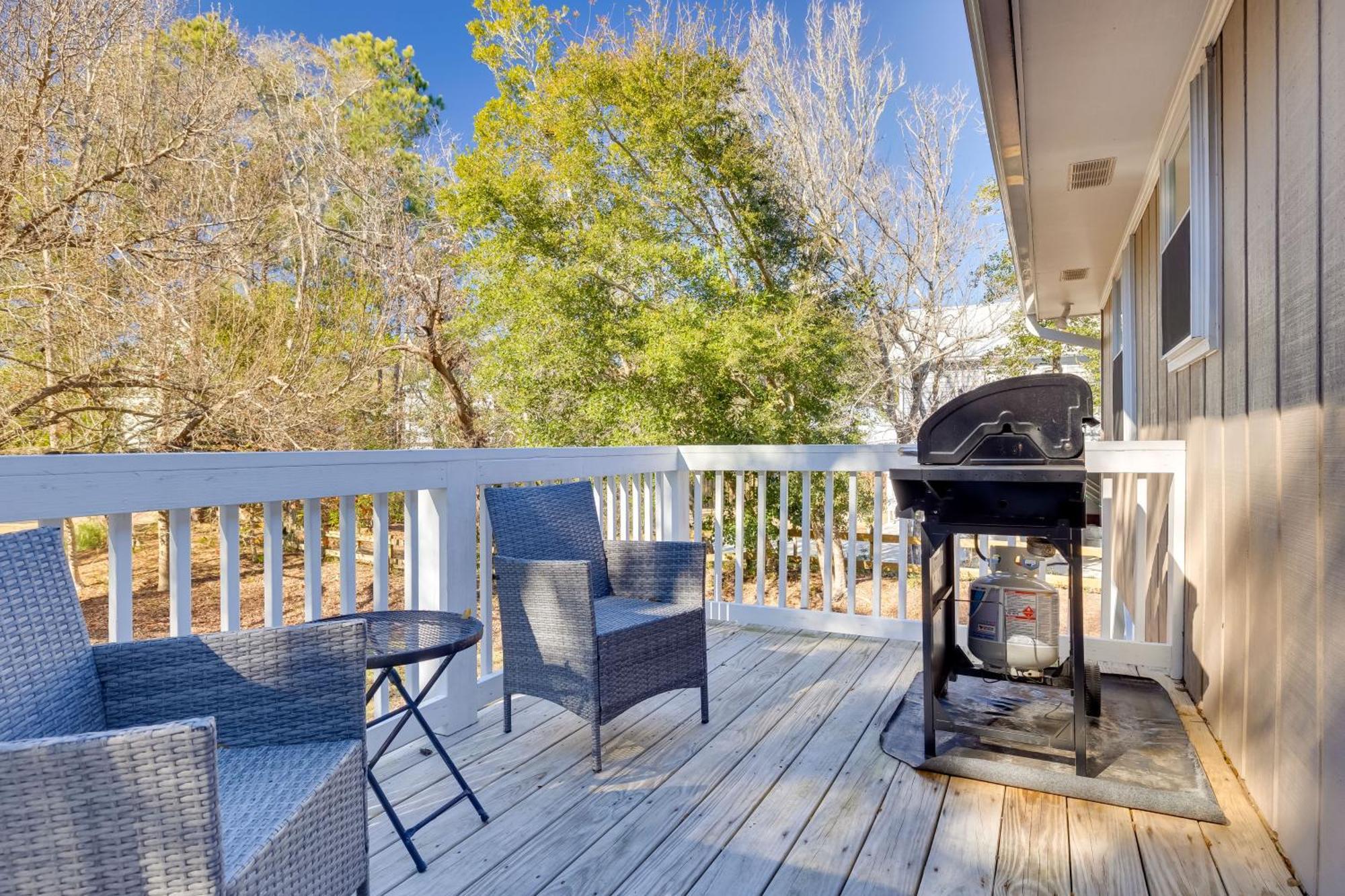 Lovely Emerald Isle Home, Walk To Beach! Exterior foto